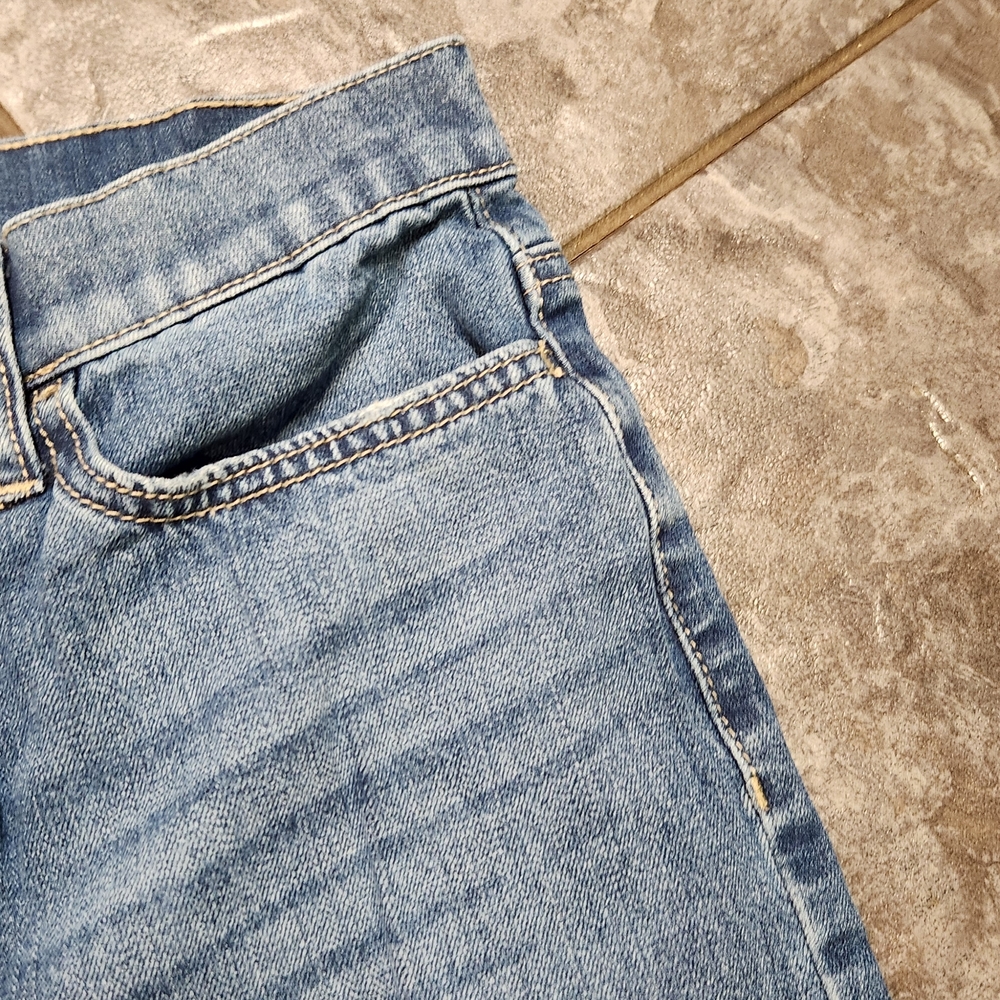 SO Women's Distressed High Rise  Mom Blue Jean. - Picture 5 of 10